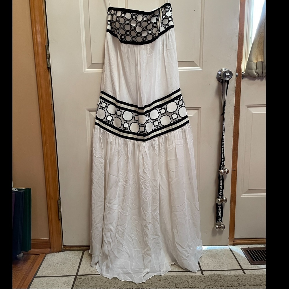 Brand New Tory Burch Long Dress Size 2 Black and White